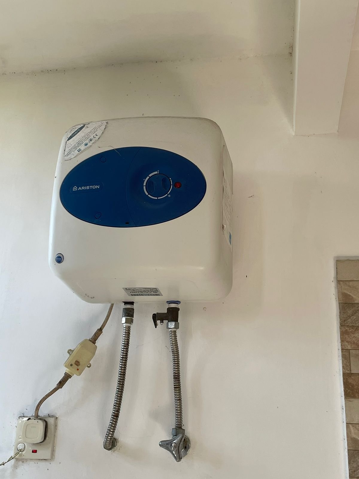 Service Water Heater Denpasar Bali Panggilan 24 jam Non-stop