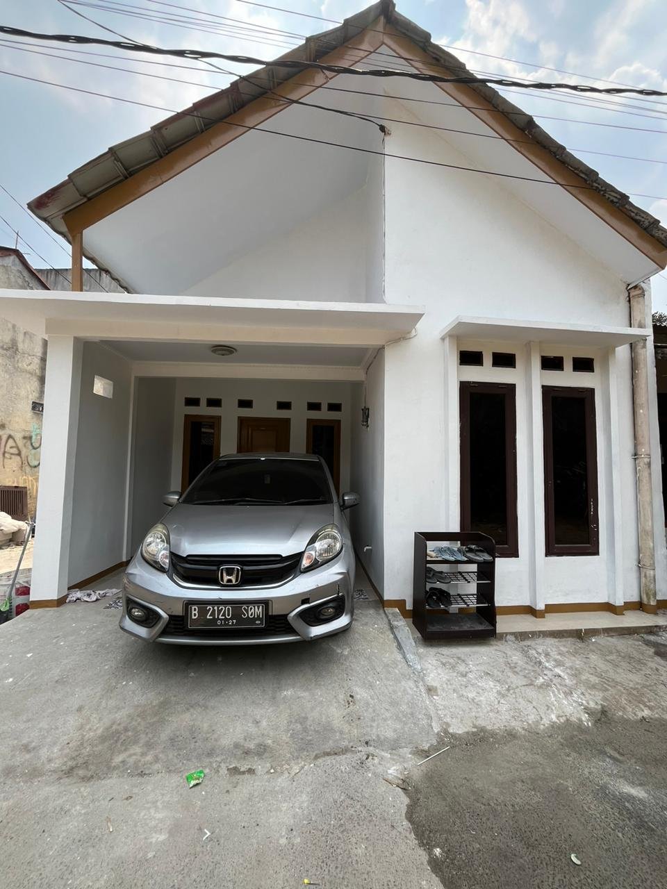 Dijual Rumah 1Lt full renovasi