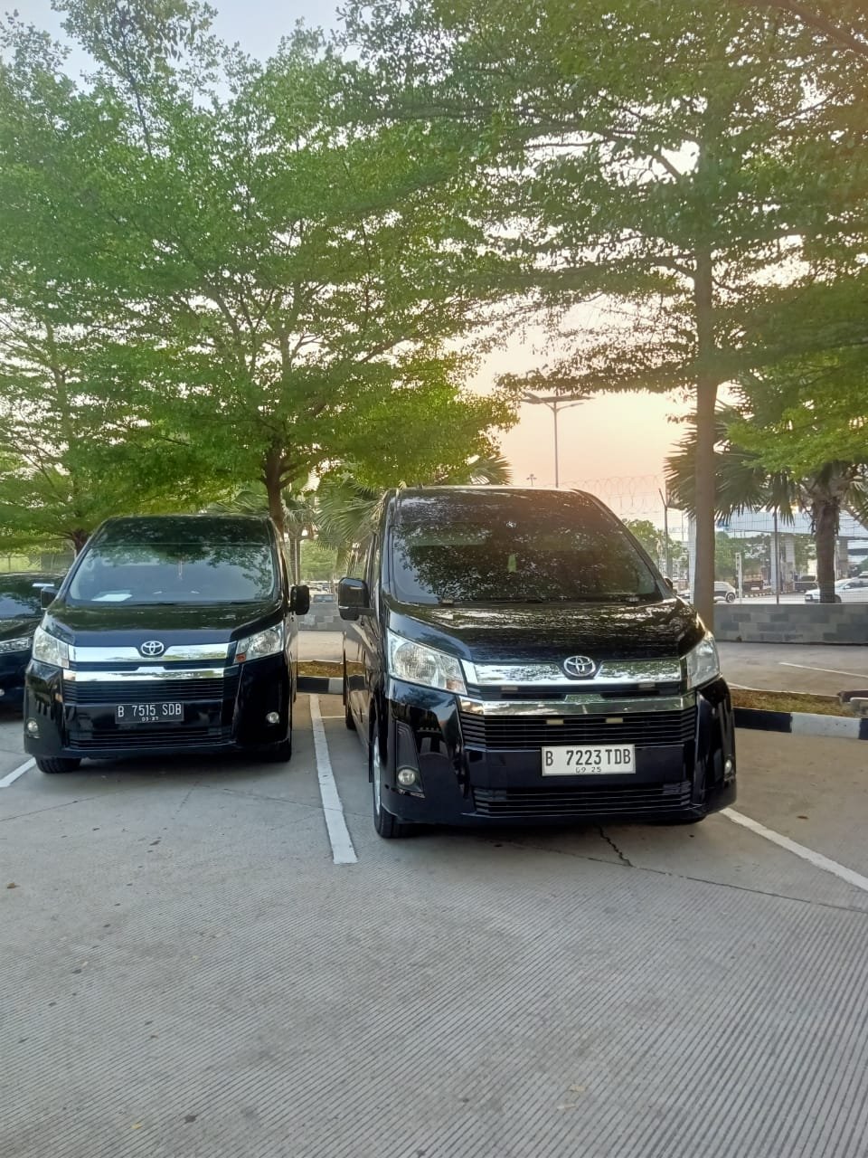 Abbasy sewa mobil 082277294029 avanza innova harian dan ming