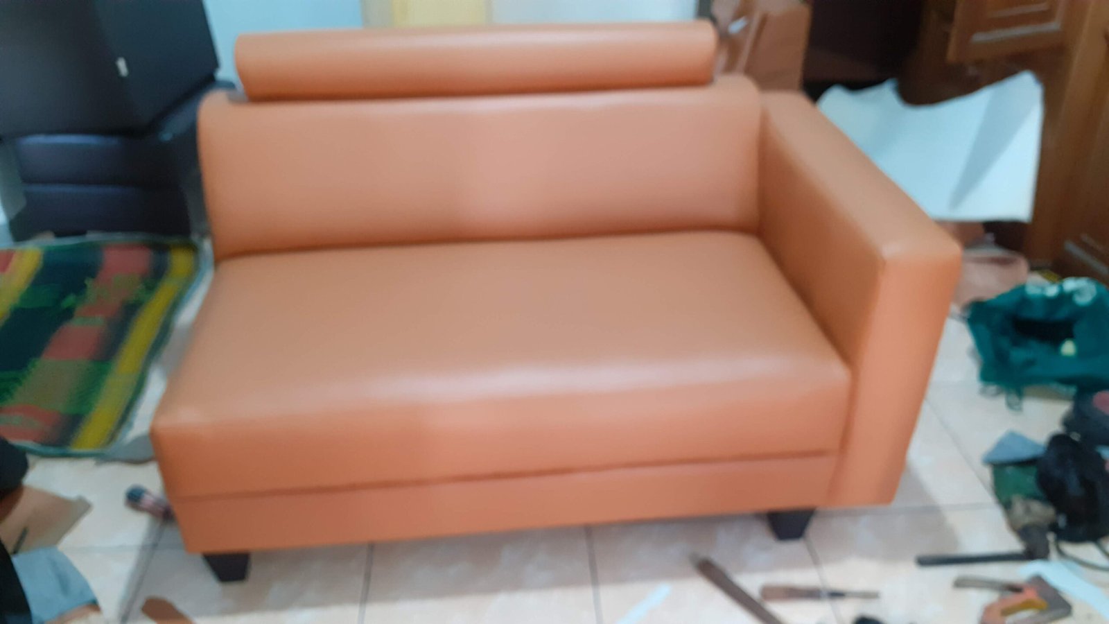 Service sofa