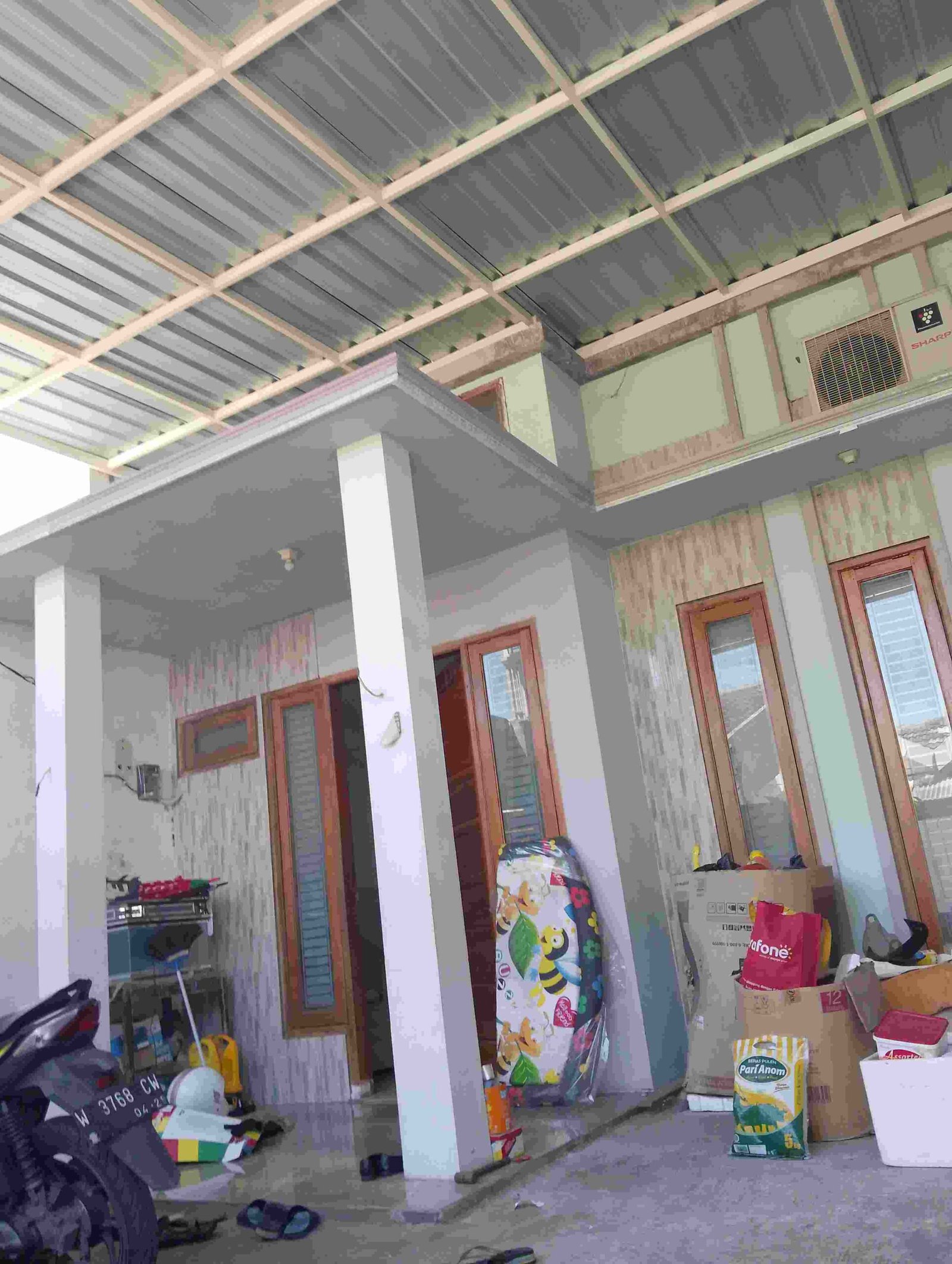 Rumah minimalis modern di JUAL CEPAT