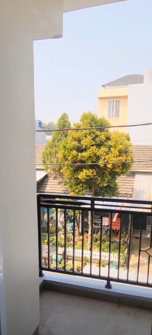 rumah tingkat 2 dijual cepat