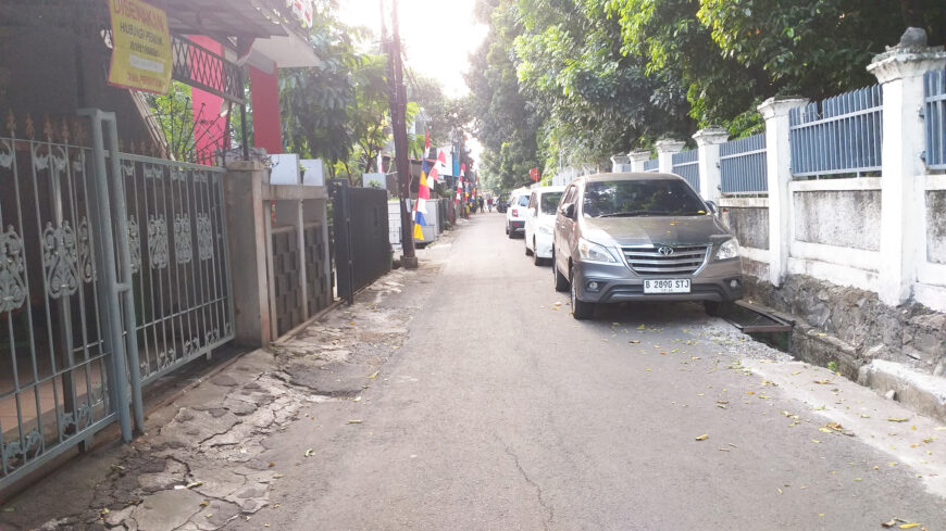 DISEWAKAN RUMAH DI PONDOK KELAPA DUREN SAWIT JAKARTA TIMUR