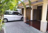 Di jual 1 Unit rumah, dan tanah kosong (1 hamparan) Lokasi j