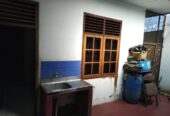 Di jual 1 Unit rumah, dan tanah kosong (1 hamparan) Lokasi j