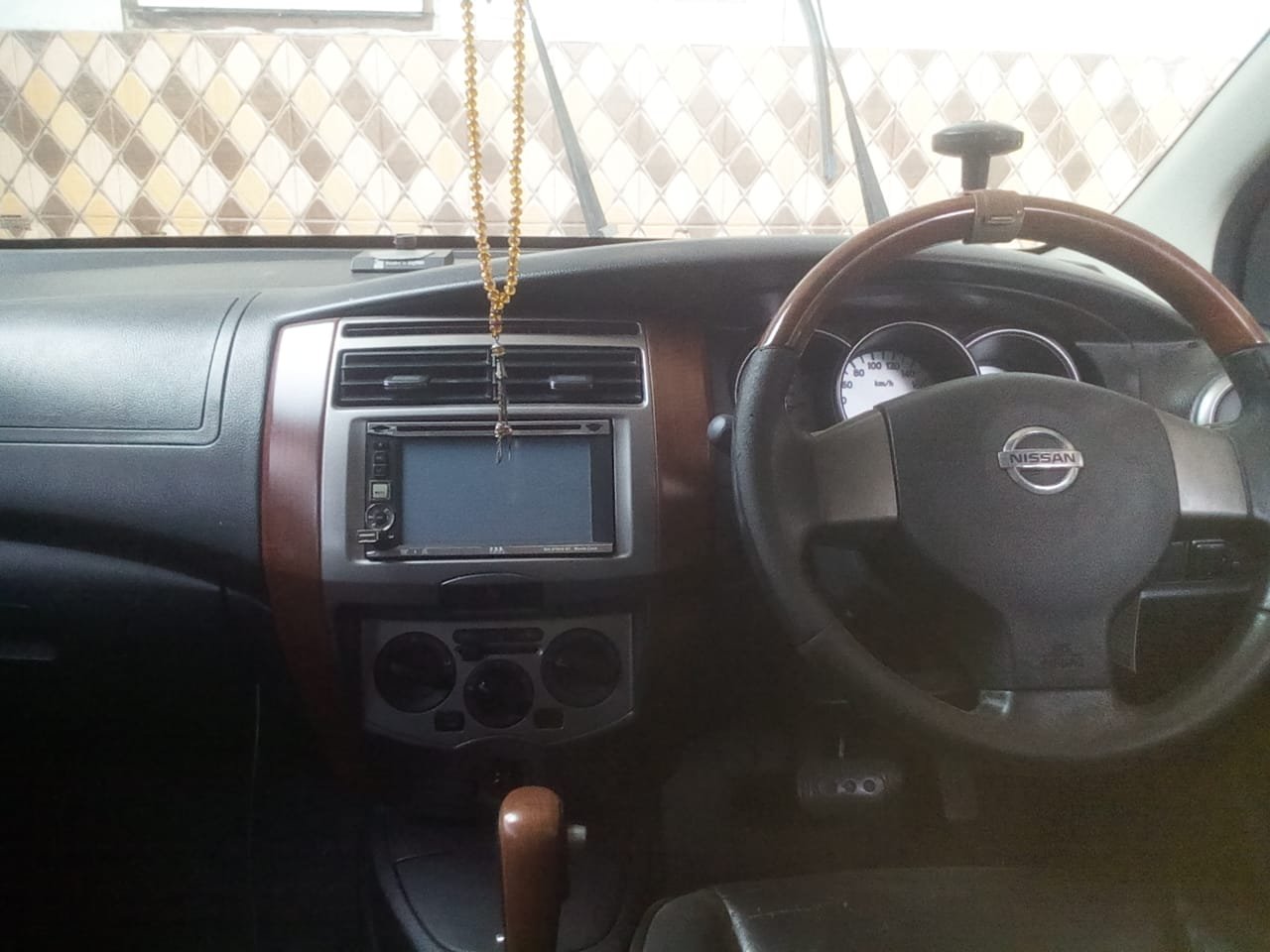 mobil nissan dijual murah