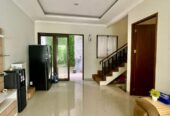 Di Jual Rumah Full Furnished dalam Cluster