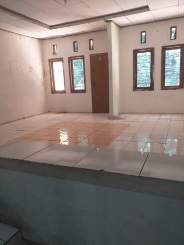 DISEWAKAN RUMAH DI PONDOK KELAPA DUREN SAWIT JAKARTA TIMUR