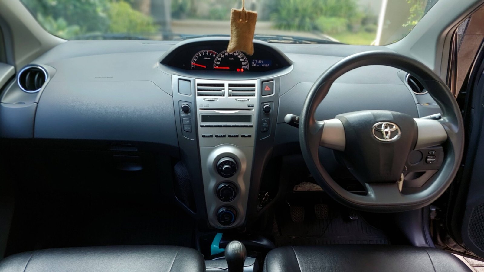 Jual Toyota Yaris E 1.5 MT 2013 Plat-D