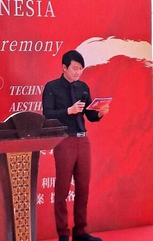 Mc Bilingual Indonesia Mandarin
