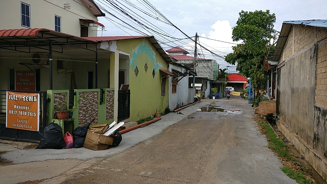 Jual Rumah 2 Lantai Hook Tanpa Perantara di Pusat Kota Batam