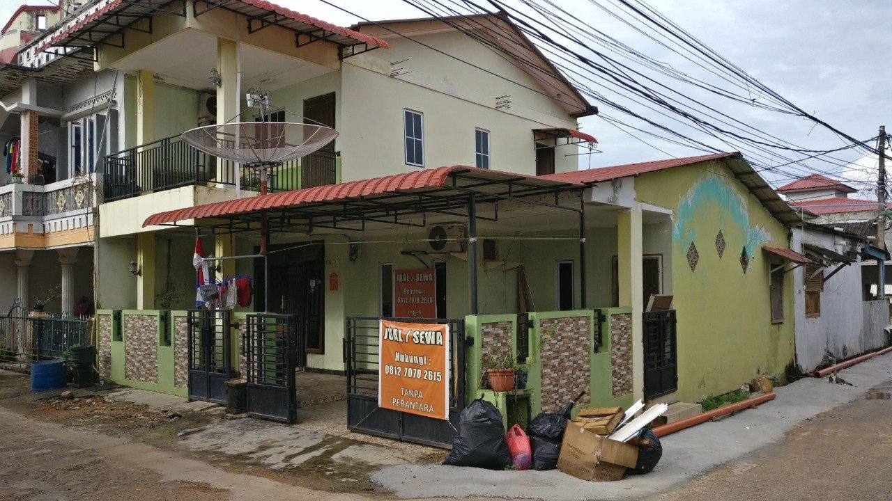 Jual Rumah 2 Lantai Hook Tanpa Perantara di Pusat Kota Batam