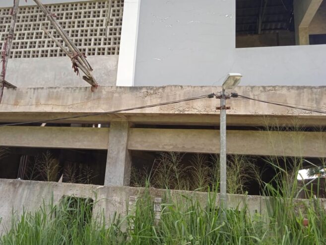 DIJUAL CEPAT tanah dan bangunan 2 lantai tinggal finishing