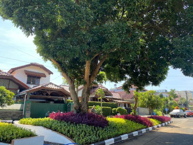Rumah Mewah Kota Bandung Lokasi Strategis dekat Setraduta