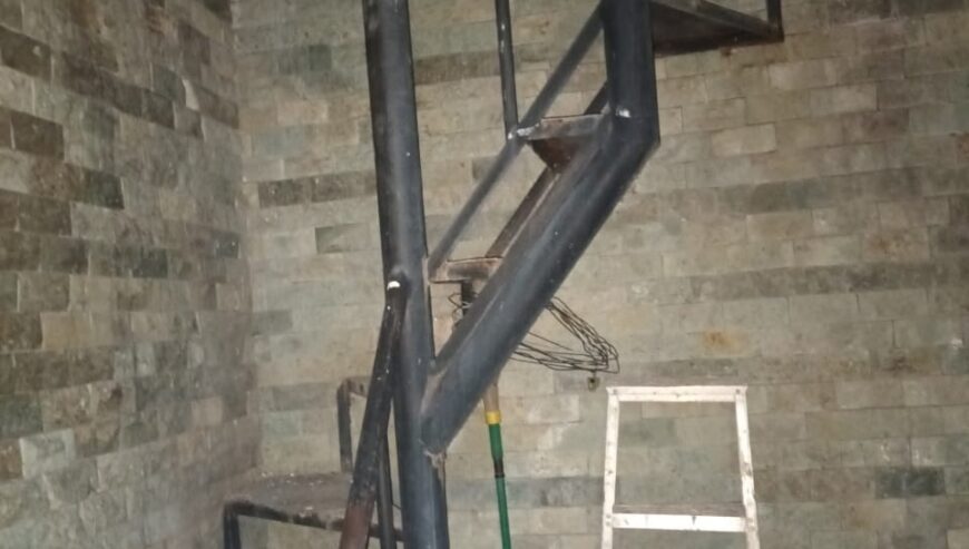 DIJUAL RUMAH BAGUS DI BINTARO