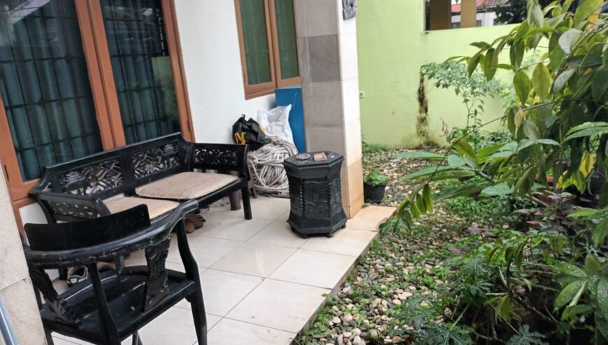 DIJUAL RUMAH BAGUS DI BINTARO