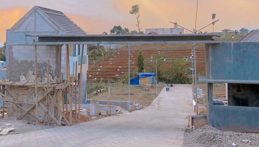 Jual rumah 2 lantai harga 1 lantai lokasi Bandung Timur
