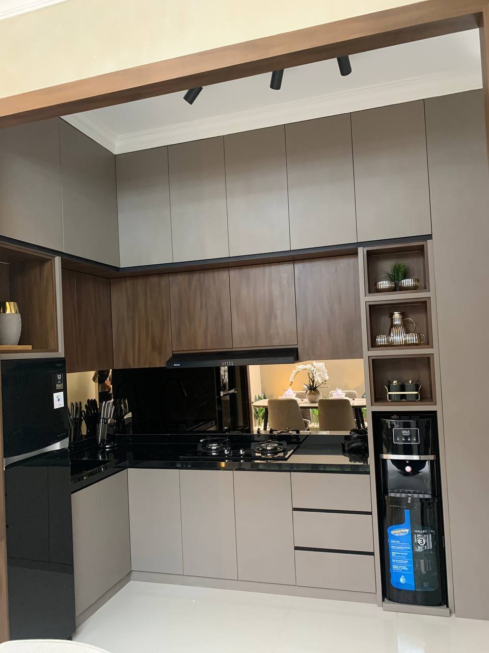 Jual Rumah Townhouse Baru FullFurnish