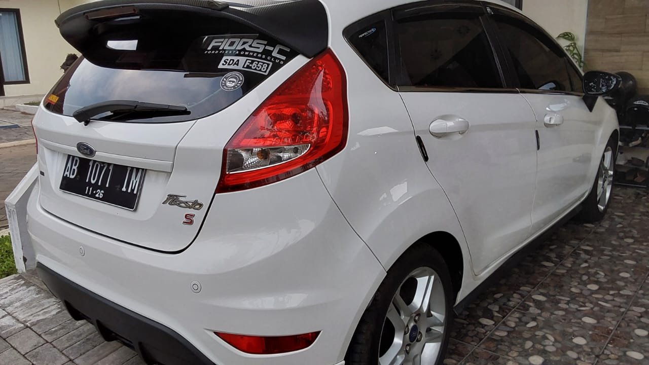Dijual Ford Fiesta Spesial