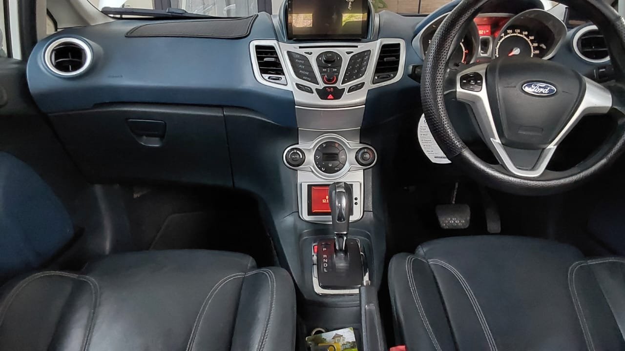 Dijual Ford Fiesta Spesial