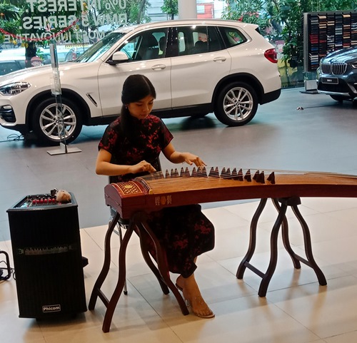 Musik Guzheng Erhu Ci Santi