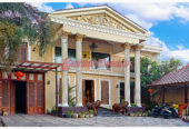 RUMAH Mewah 2 Lantai + GUDANG