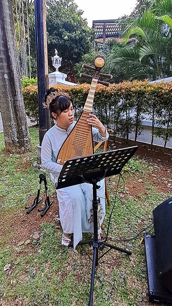 Musik Guzheng Erhu Citra Studio
