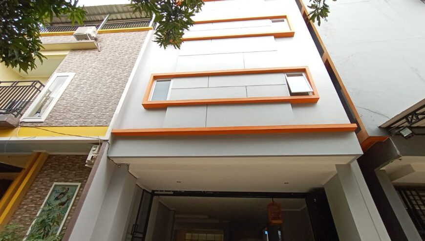 Sewa Giant Kost Gading Serpong Kelapa Dua
