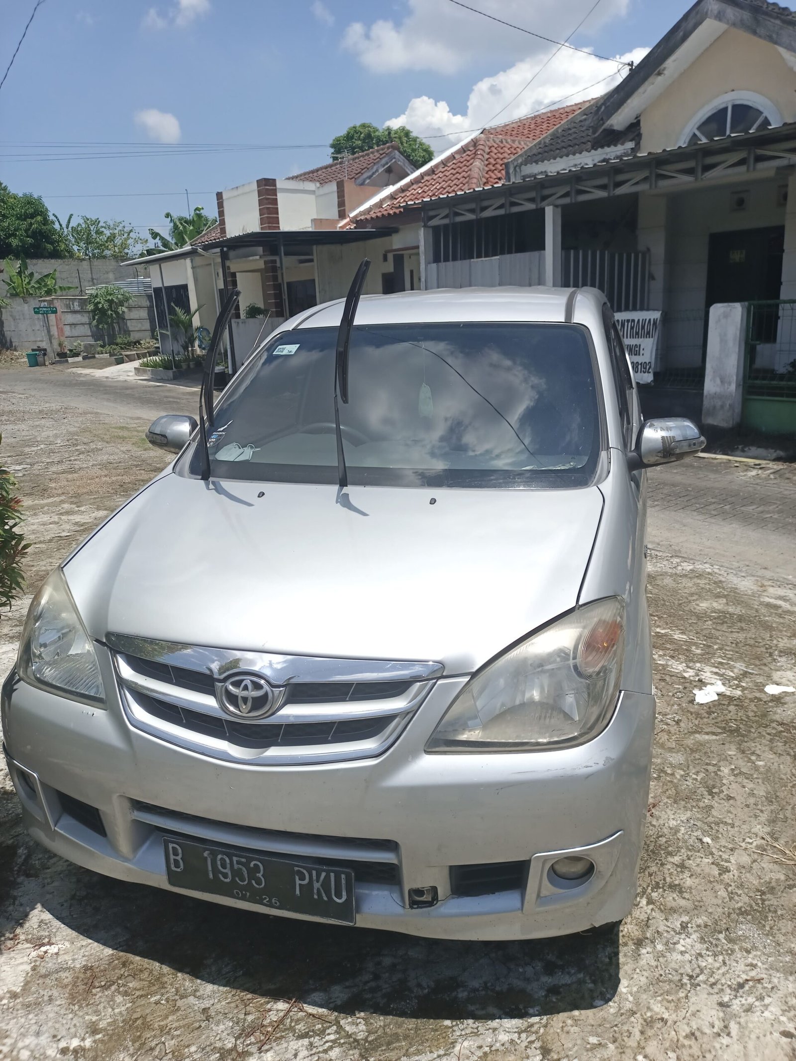 Avanza silver 2011 Harga Murah