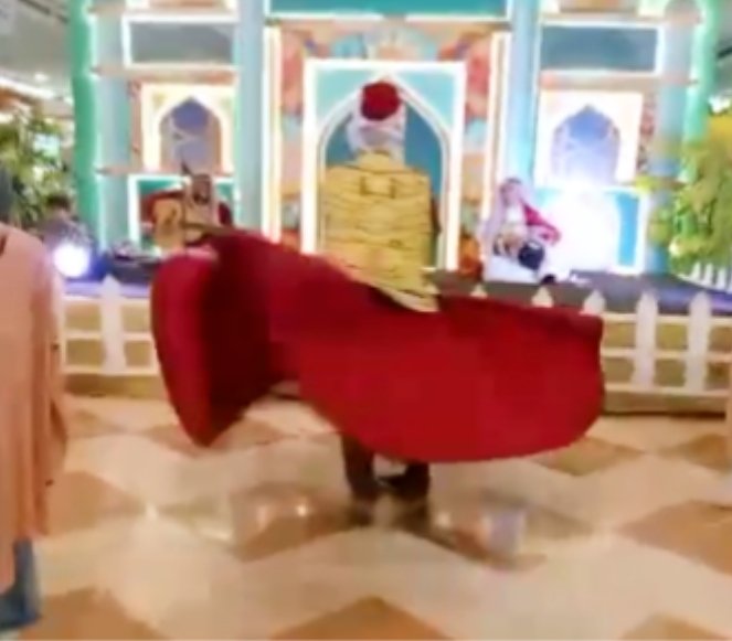 Grup Tari Tanura Haji Suki