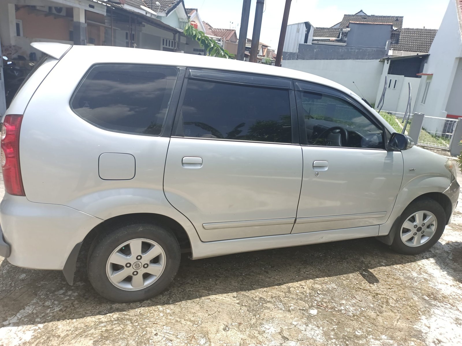 Avanza silver 2011 Harga Murah