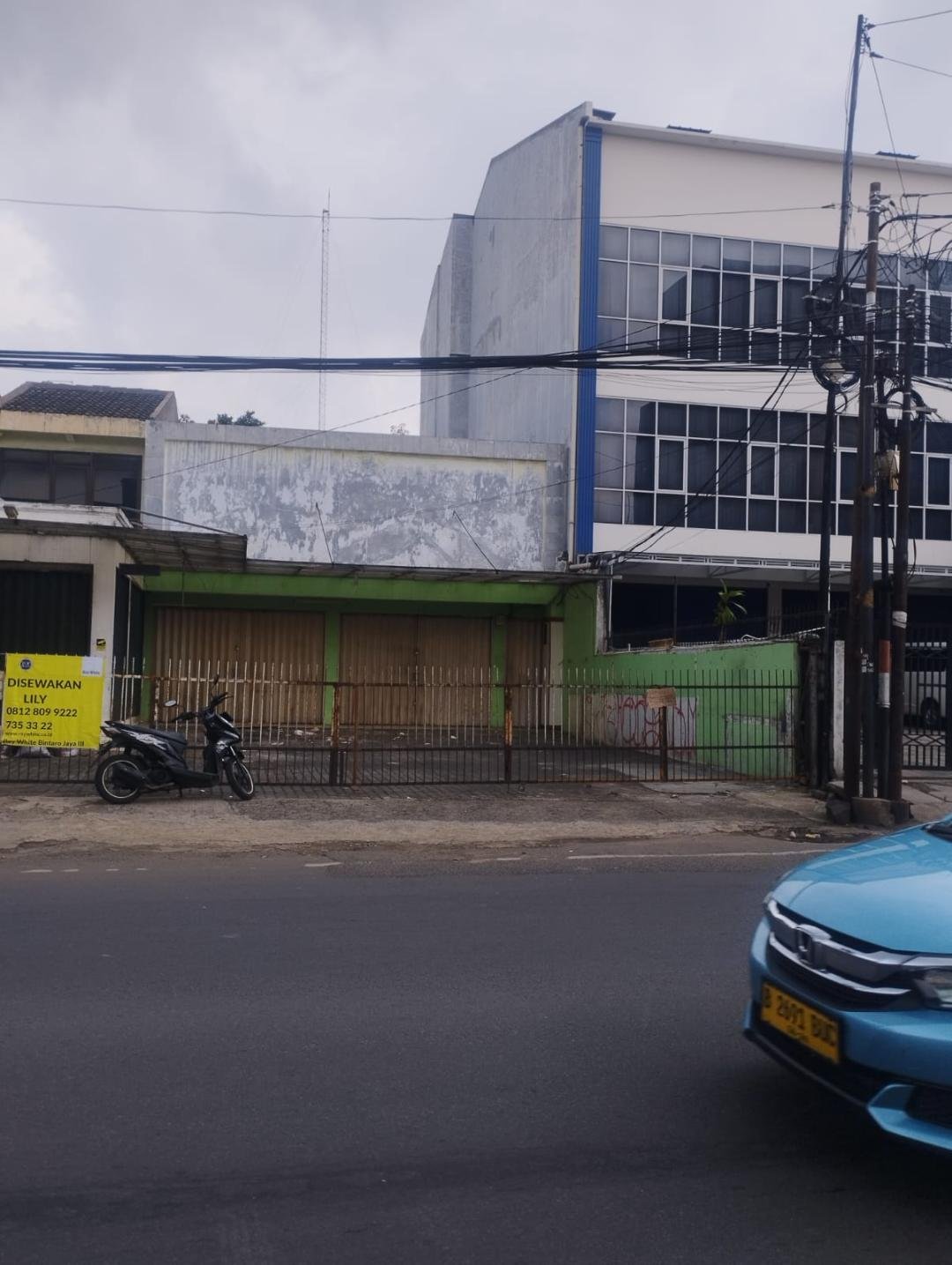Disewakan Tempat Usaha di Jln Veteran Raya Jkt-Sel