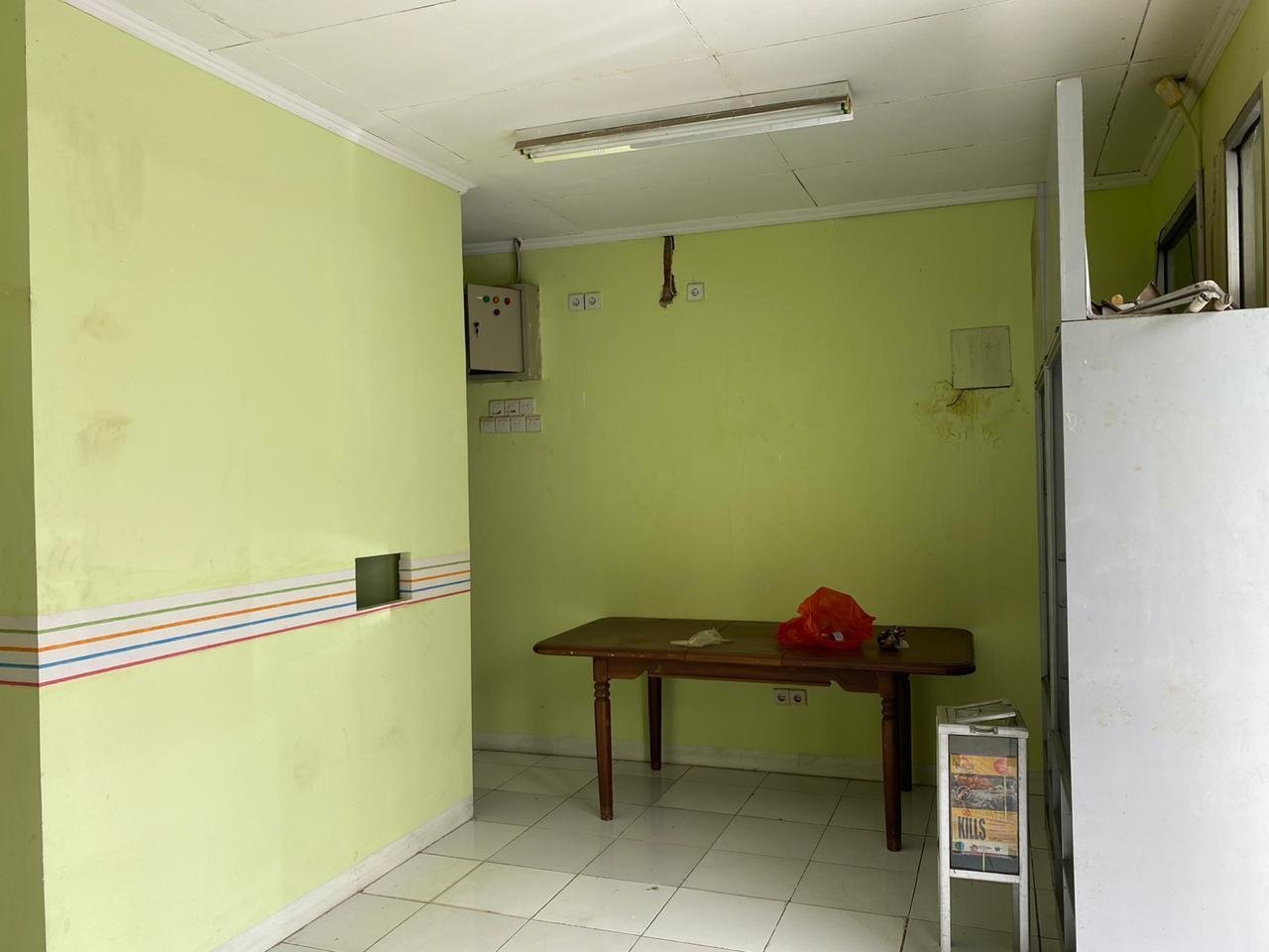 Disewakan Tempat Usaha di Jln Veteran Raya Jkt-Sel