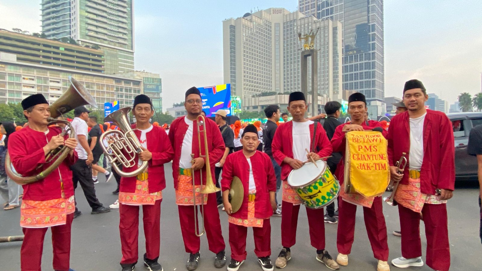 Tanjidor Ondel Ondel Bang Denis