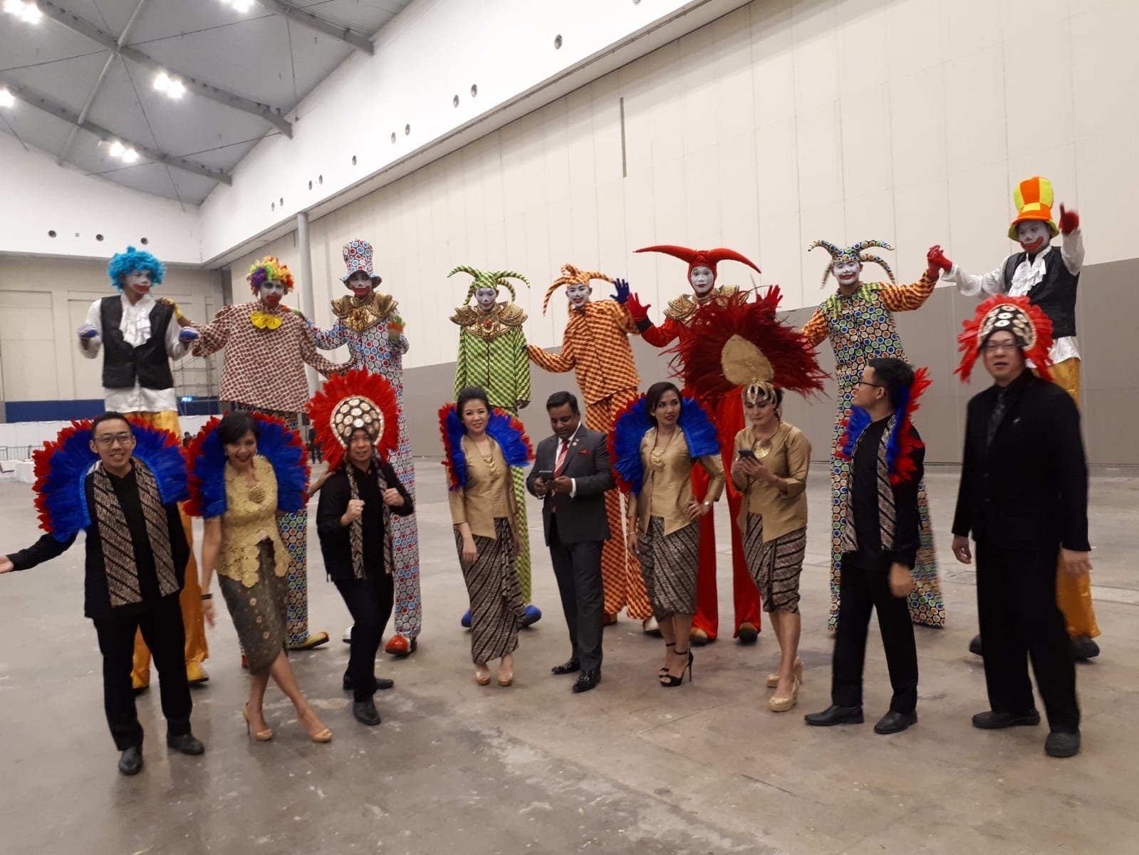 Akrobat Show Citra Studio