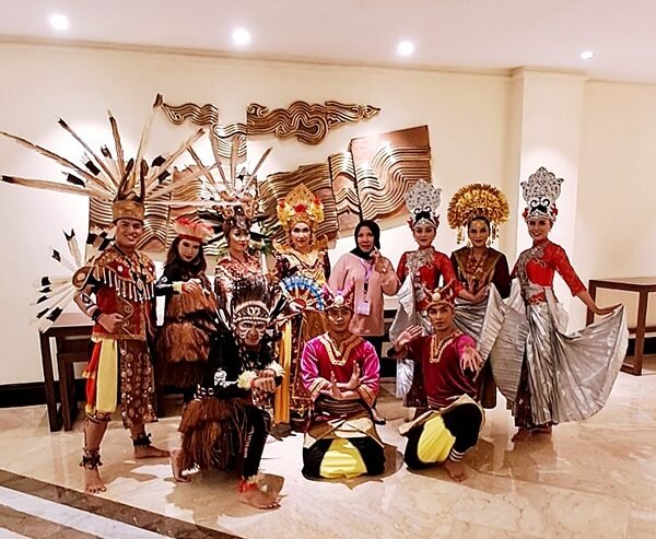 Tari Nusantara Parmonas Studio