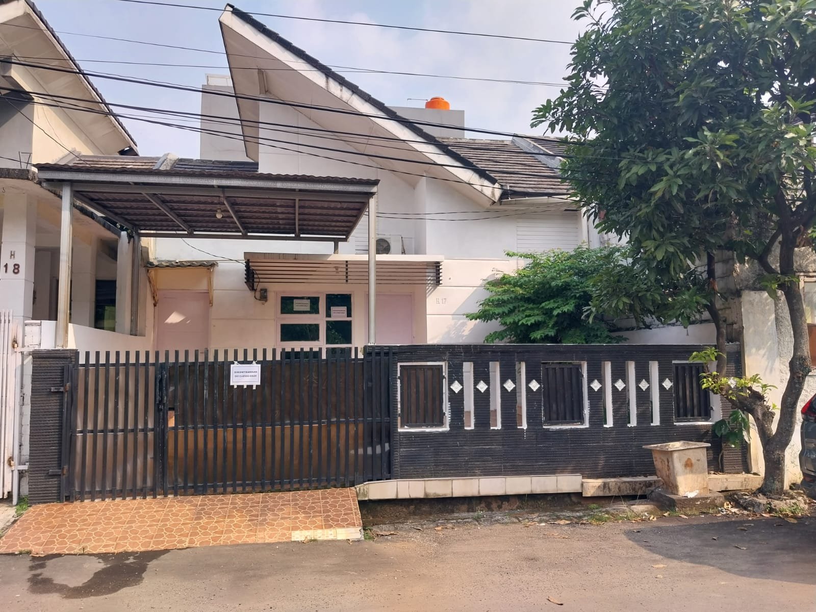 DISEWAKAN RUMAH DI GRAND DEPOK CITY