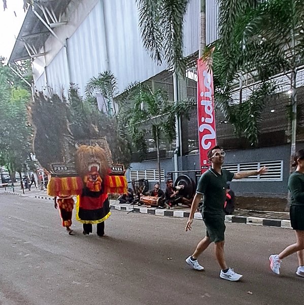 Sanggar Sisingaan Suromenggolo