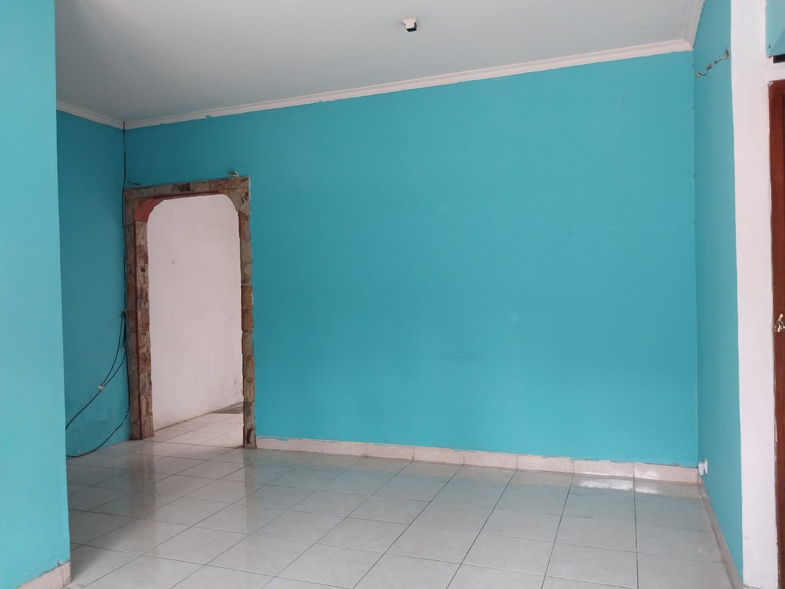 DISEWAKAN RUMAH DI GRAND DEPOK CITY