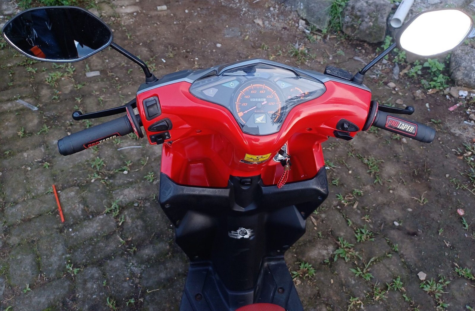 Dijual Honda Vario Techno CBS 110cc Tahun 2011