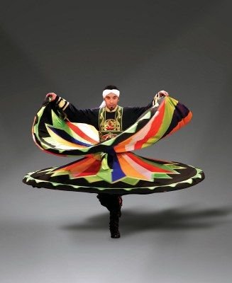 Tari Sufi Tanura Citra Studio