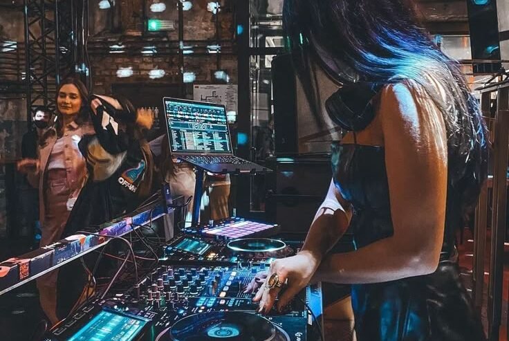 Dj Disk Jockey Citra Studio