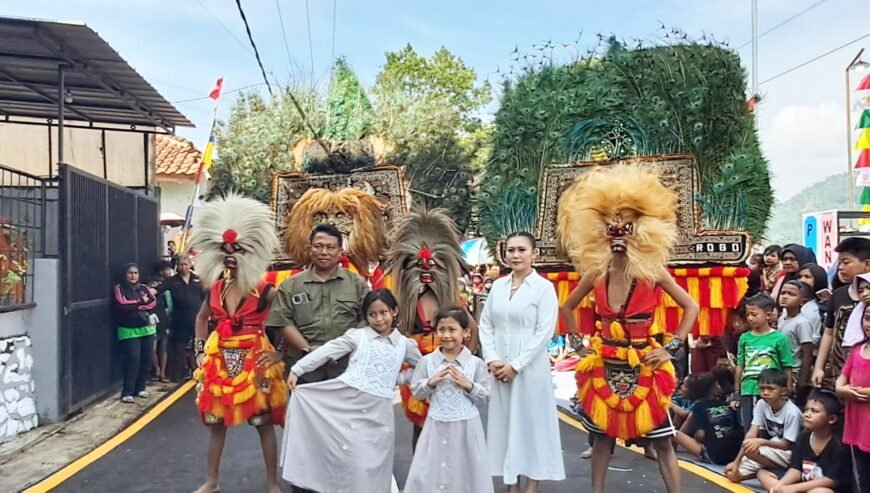 Sanggar Sisingaan Suromenggolo