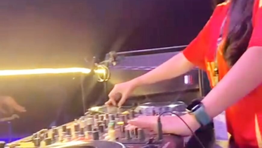 Dj Disk Jockey Citra Studio