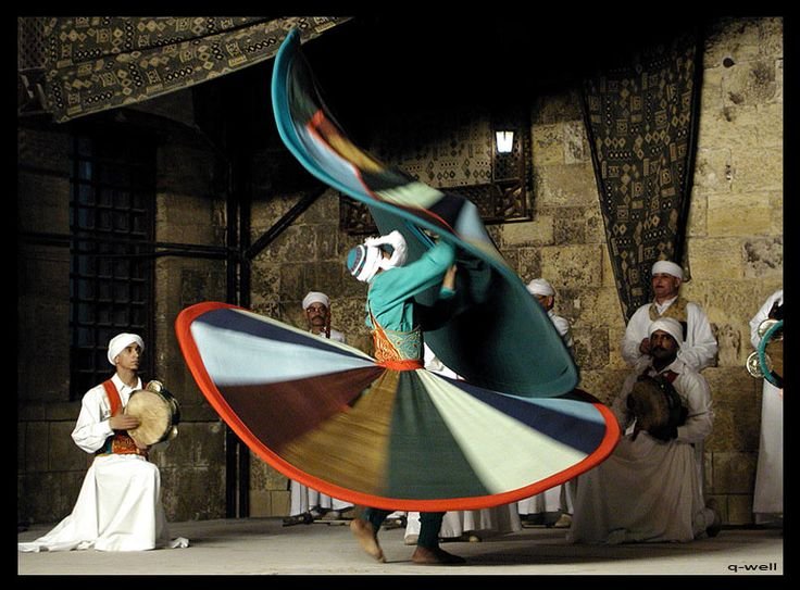 Tari Sufi Tanura Citra Studio