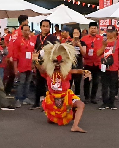Sanggar Reog Ponorogo Suromenggolo