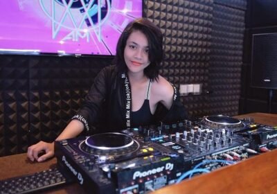 42A7A280-63A3-4711-B80A-B4EDD55029F2