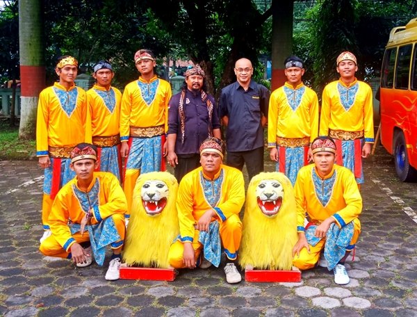 Sisingaan Parmonas Studio