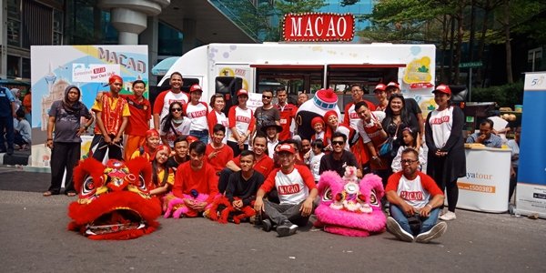 Sewa Barongsai Tjong A Fei